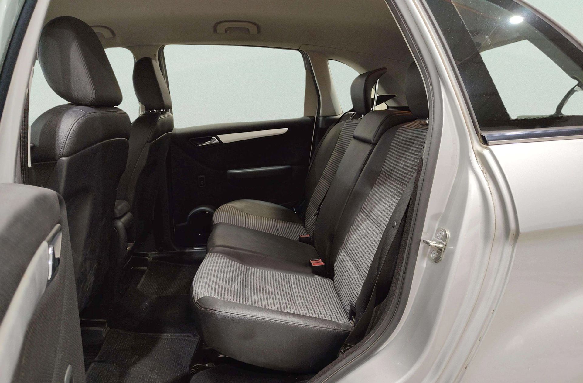 Mercedes-Benz Clase B B 200 CDI - foto 9