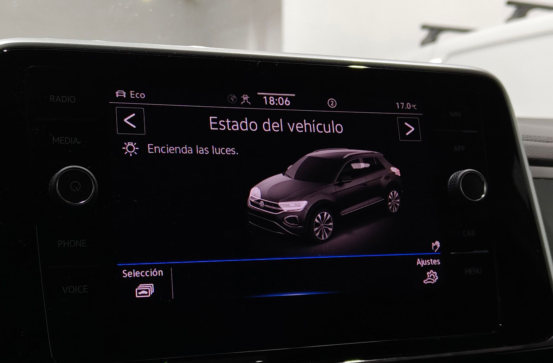 Volkswagen T-Roc R-Line 1.5 TSI Pack R-Line - foto 37