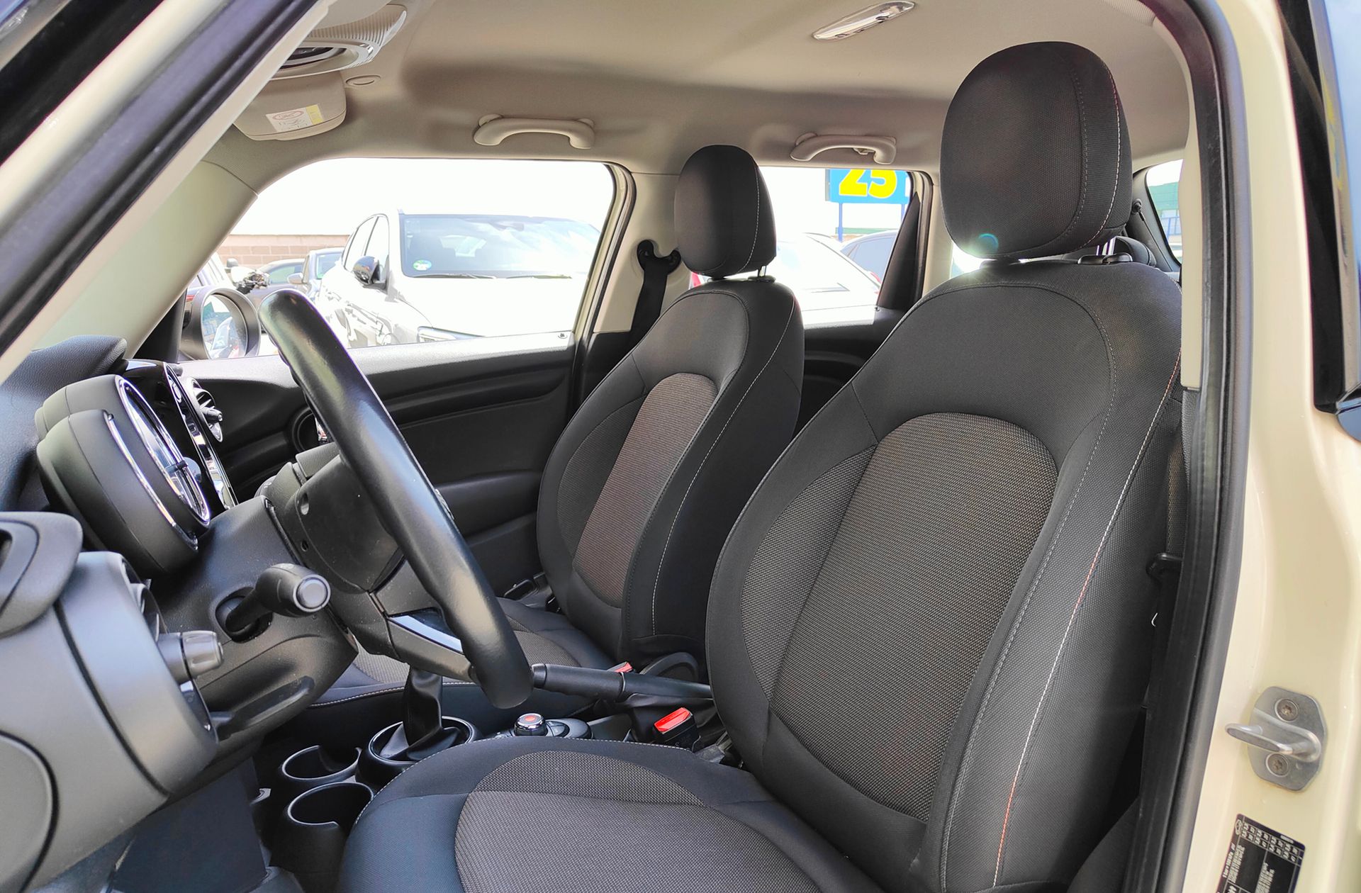 MINI Cooper One - foto 8