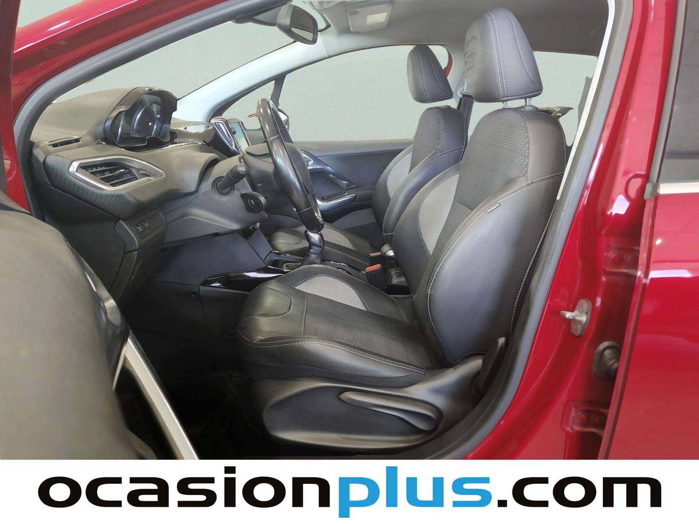 Foto asientos delanteros Peugeot 2008 Peugeot 2008 PureTech 110 S&S Allure (110 CV)
