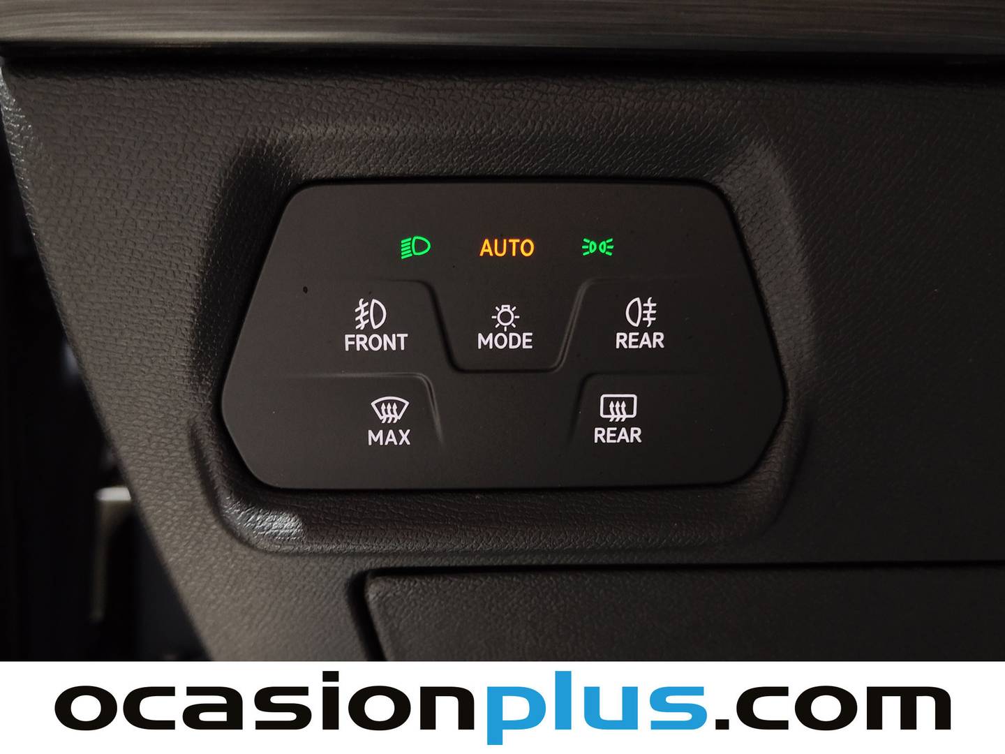 Foto Cupra León CUPRA León 1.5 eTSI Tech Edition DSG (150 CV)