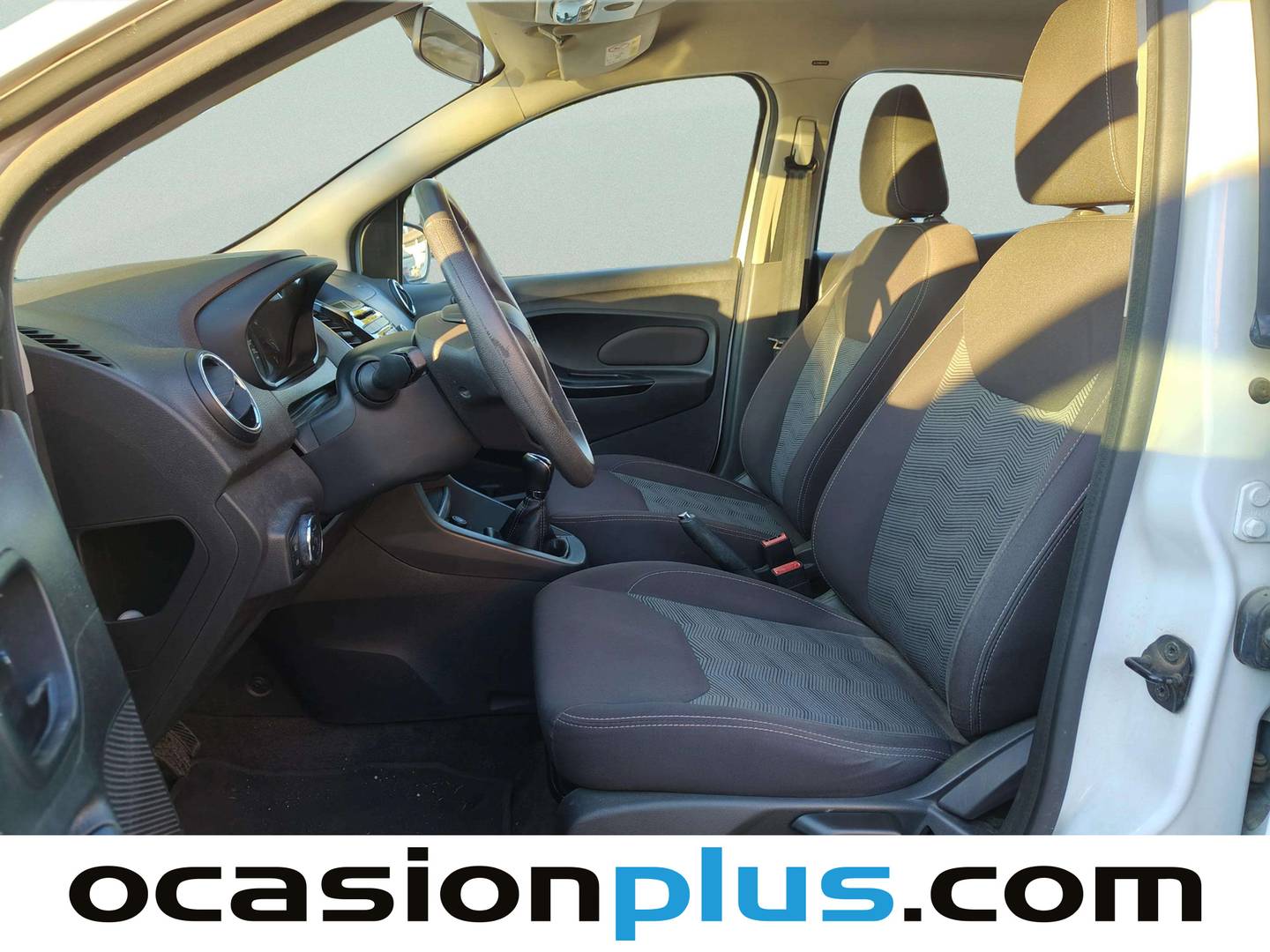 Foto Ford Ka+ Ford Ka+ 1.2 Ti-VCT Ultimate (85 CV)