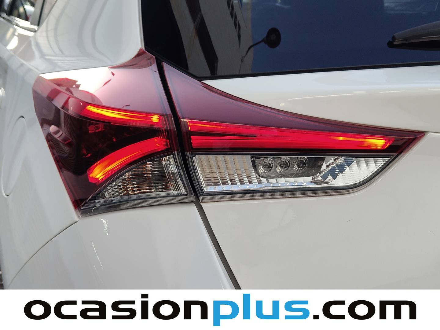 Toyota Auris Toyota Auris 1.8 140H Hybrid Feel! (136 CV) al mejor precio
