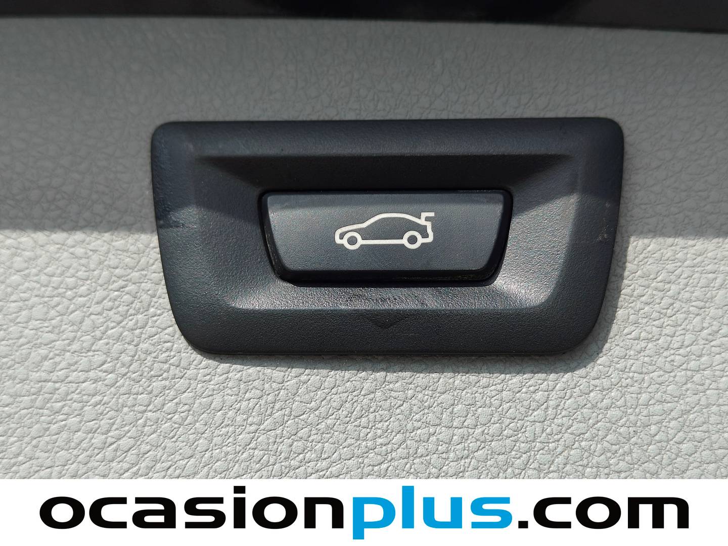 Acabados BMW Serie 3 BMW Serie 3 318d Touring (143CV)