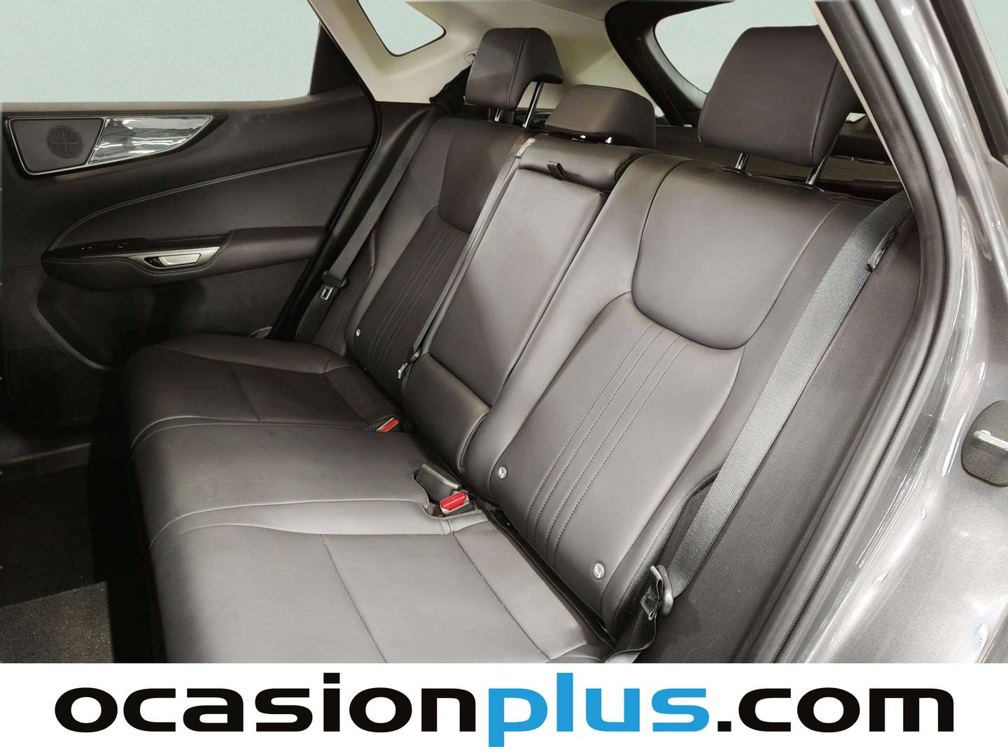 Foto asientos traseros Lexus NX Lexus NX 350h Executive 4WD (242 CV)