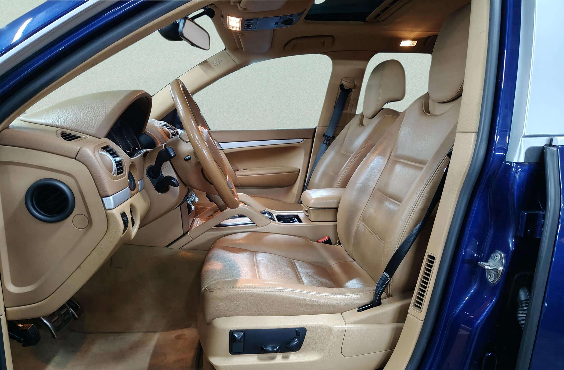 Porsche Cayenne - foto 12