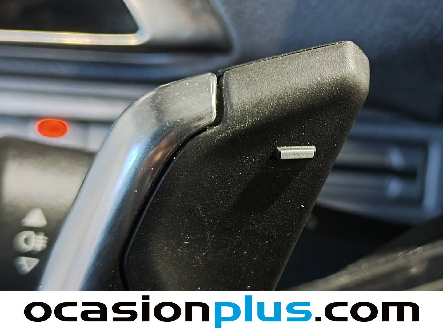 Foto Peugeot 3008 Peugeot 3008 PureTech 130 S&S Allure Pack EAT8  (130 CV)