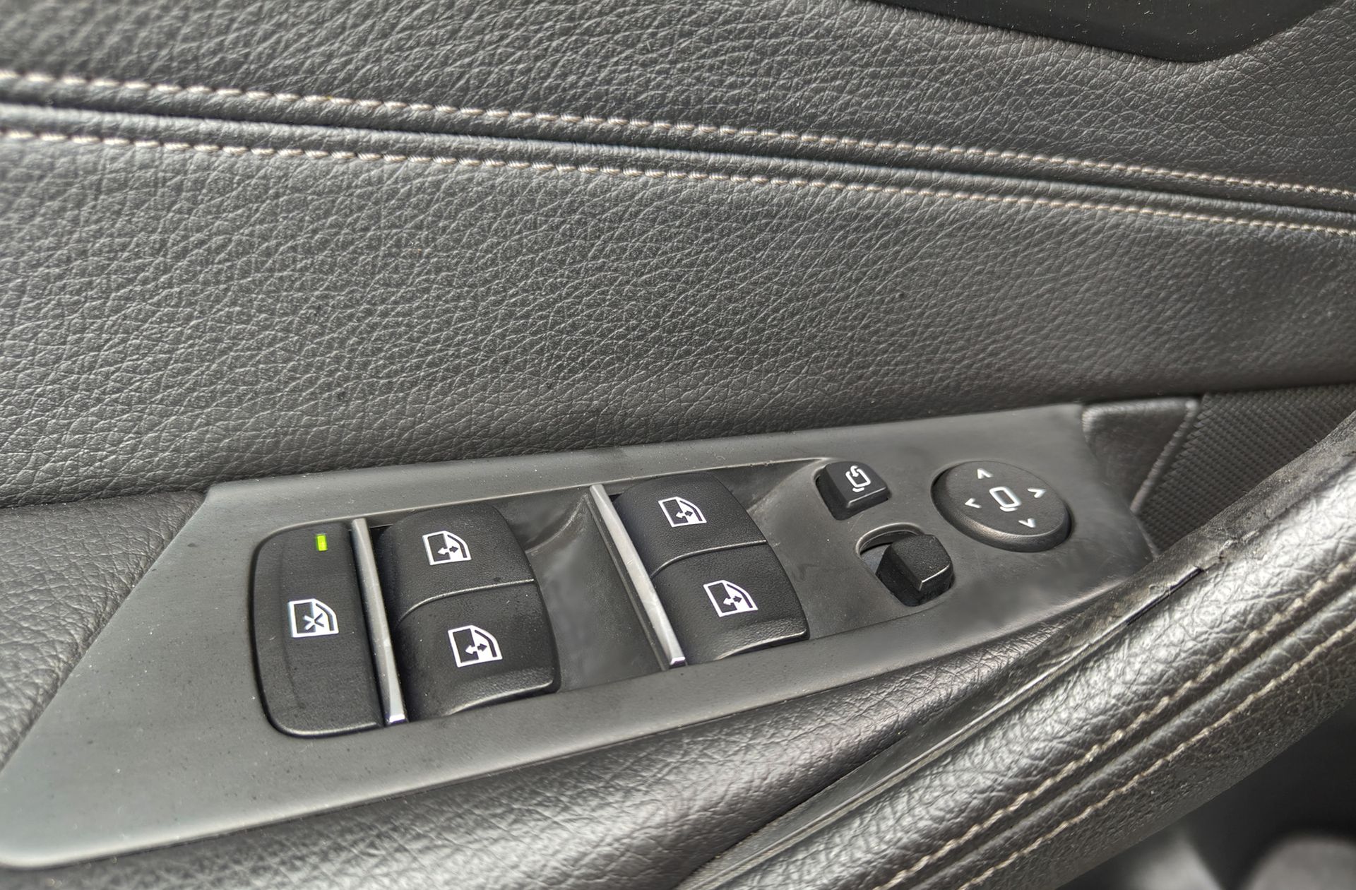 BMW Serie 5 520d - foto 36