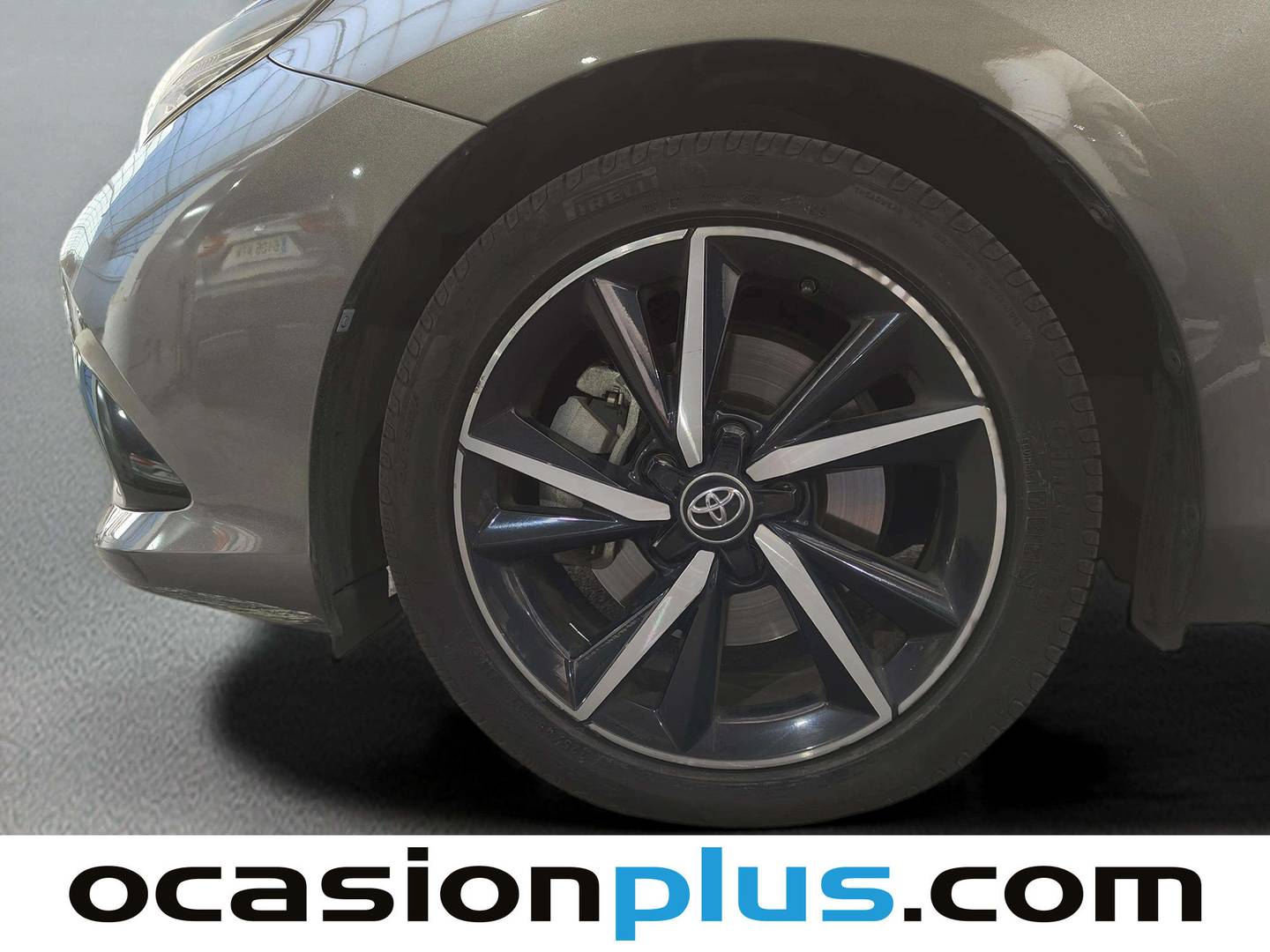 Toyota Auris Toyota Auris 140H Hybrid Feel! Edition (136 CV) de segunda mano