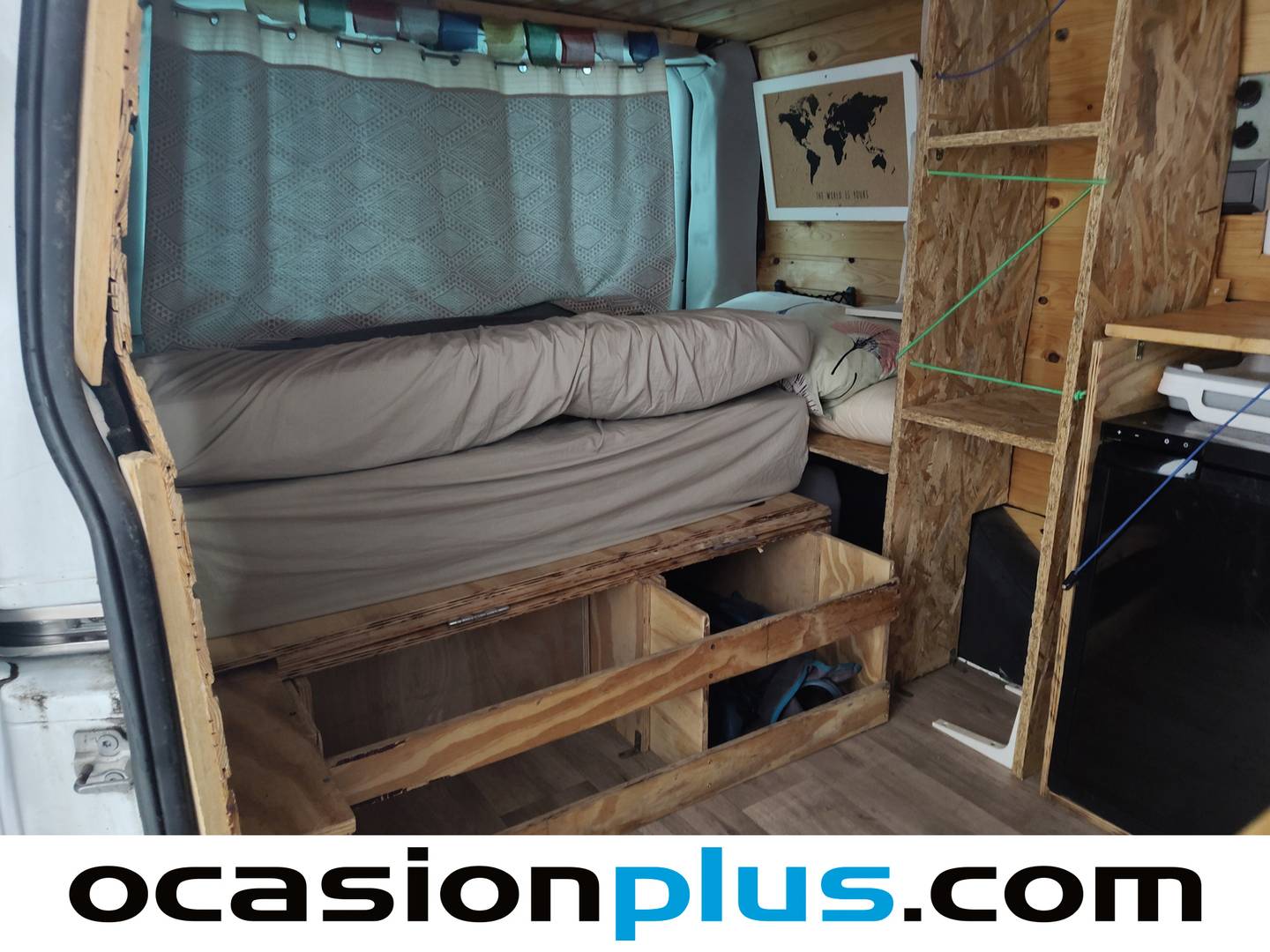 Ford Transit Custom Ford Transit Custom Furgon 2.2 TDCI 250 L1 Ambiente (100 CV) CAMPERIZADA 3 Plazas al mejor precio