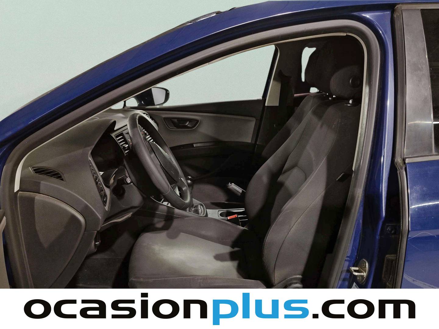 Foto asientos delanteros Seat León Seat León ST 1.5 TGI GNC S&S Reference Edition (130 CV)