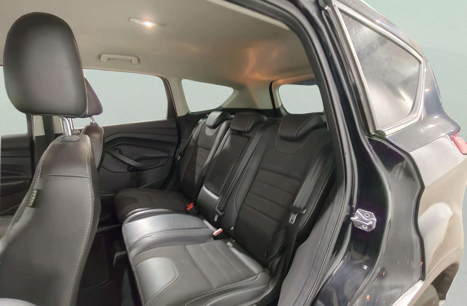 Ford Kuga 2.0 TDCi Titanium 4x2 - foto 10