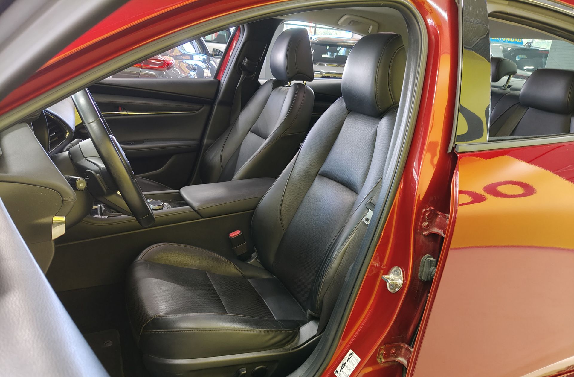 Mazda Mazda3 2.0 Sedan Skyactiv-X Zenith Safety Black - foto 13