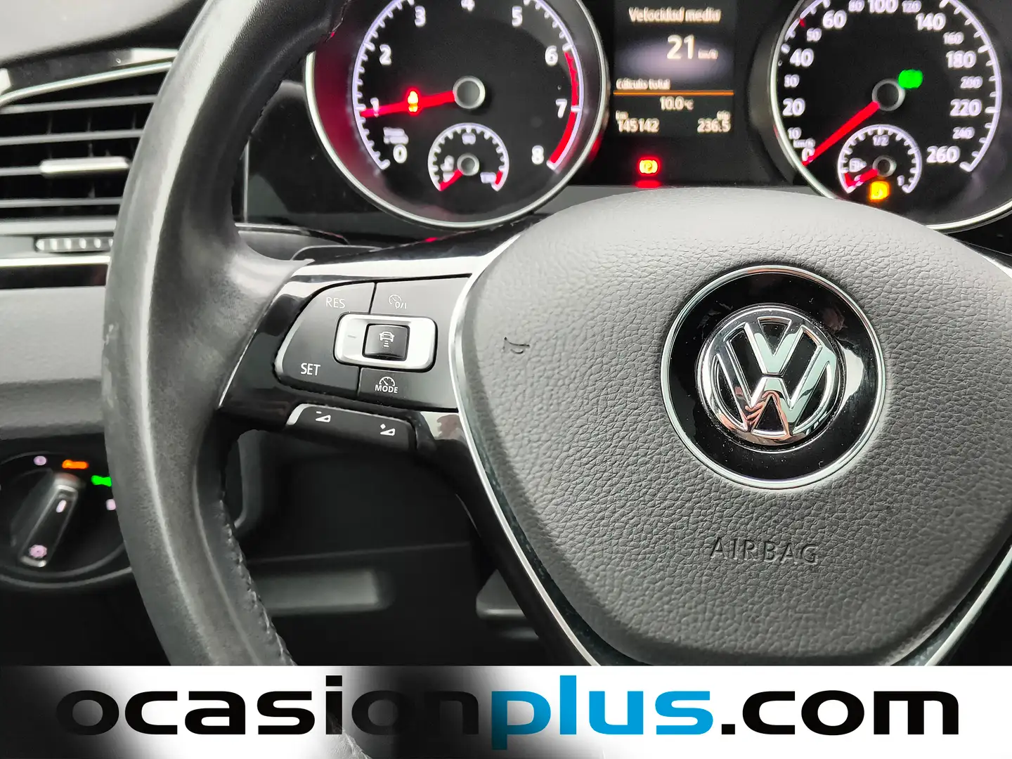 Foto Volkswagen Golf Sportsvan Volkswagen Golf Sportsvan Sport 1.4 TSI (150 CV) DSG