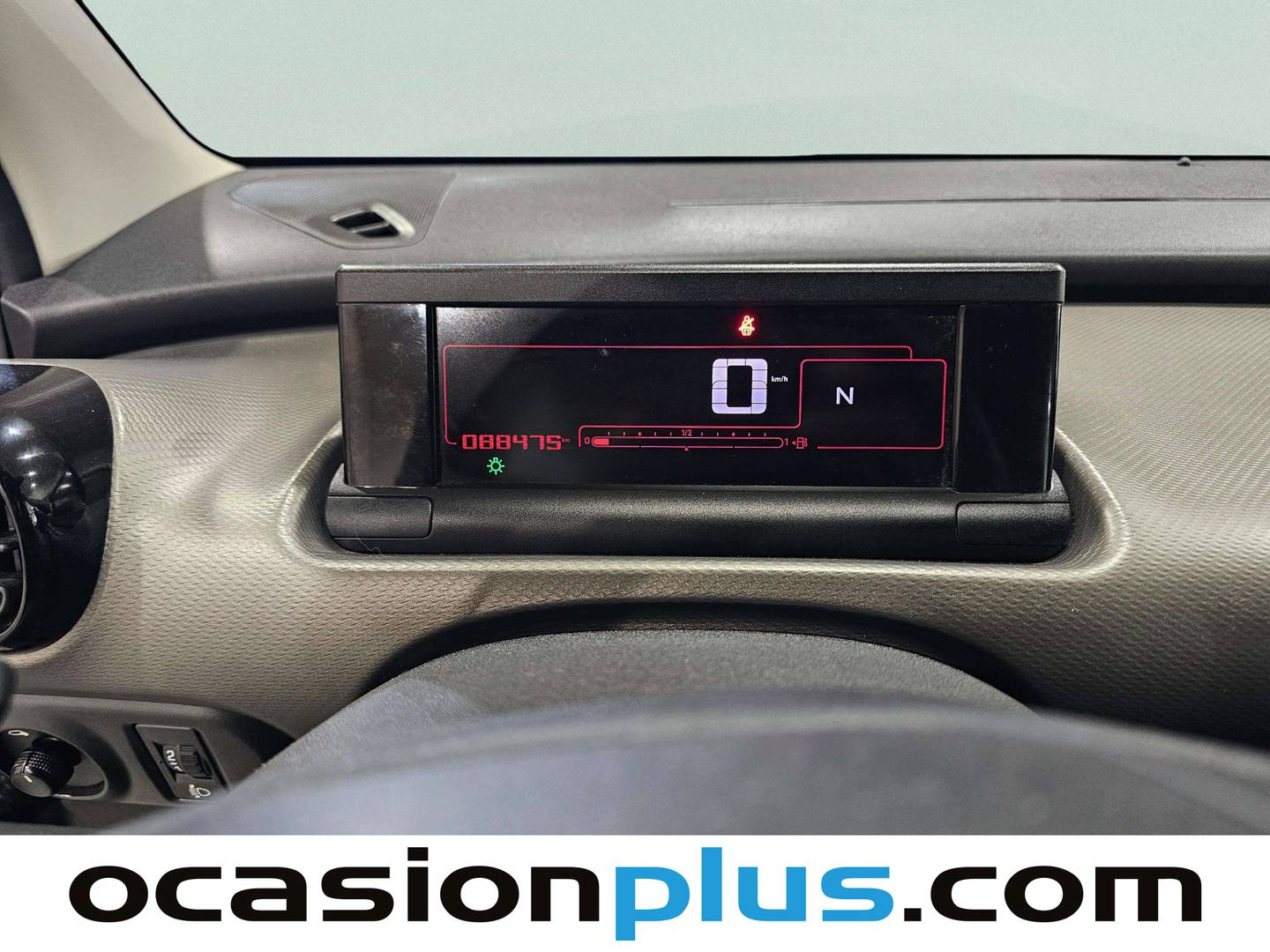 Citroën C4 Cactus Citroën C4 Cactus e-HDI 92 Feel ETG6 (92 CV) automático
