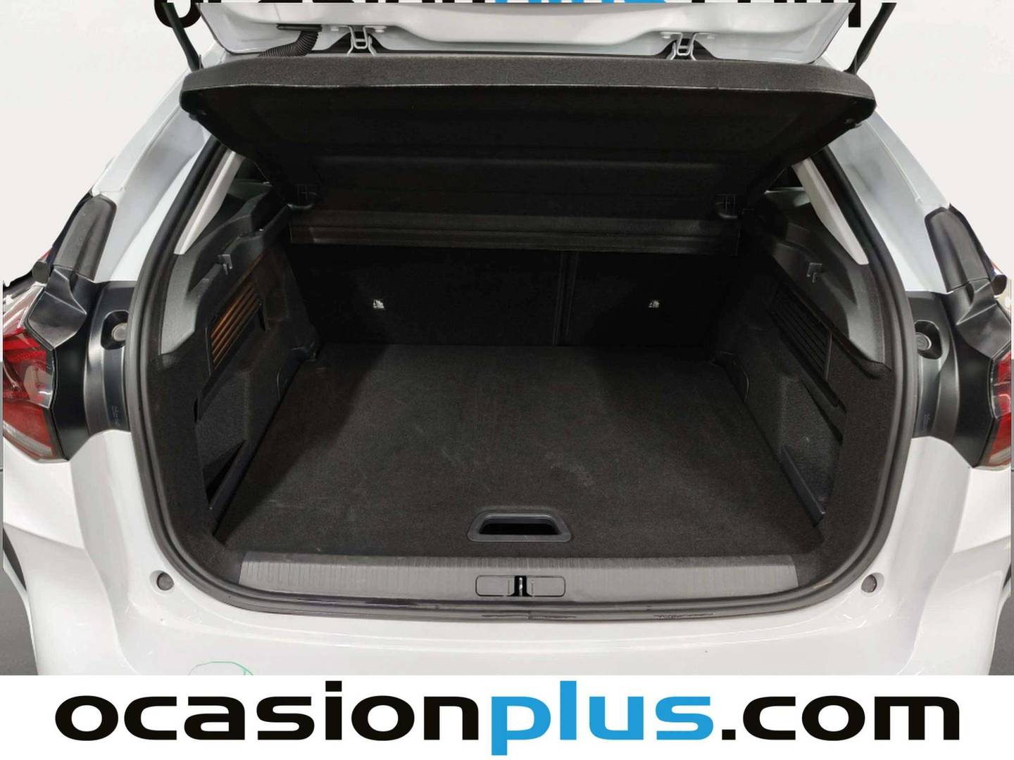 Foto Citroën C3 Aircross Citroen C3 Aircross BlueHDi 120 S&S Shine EAT6 (120 CV)