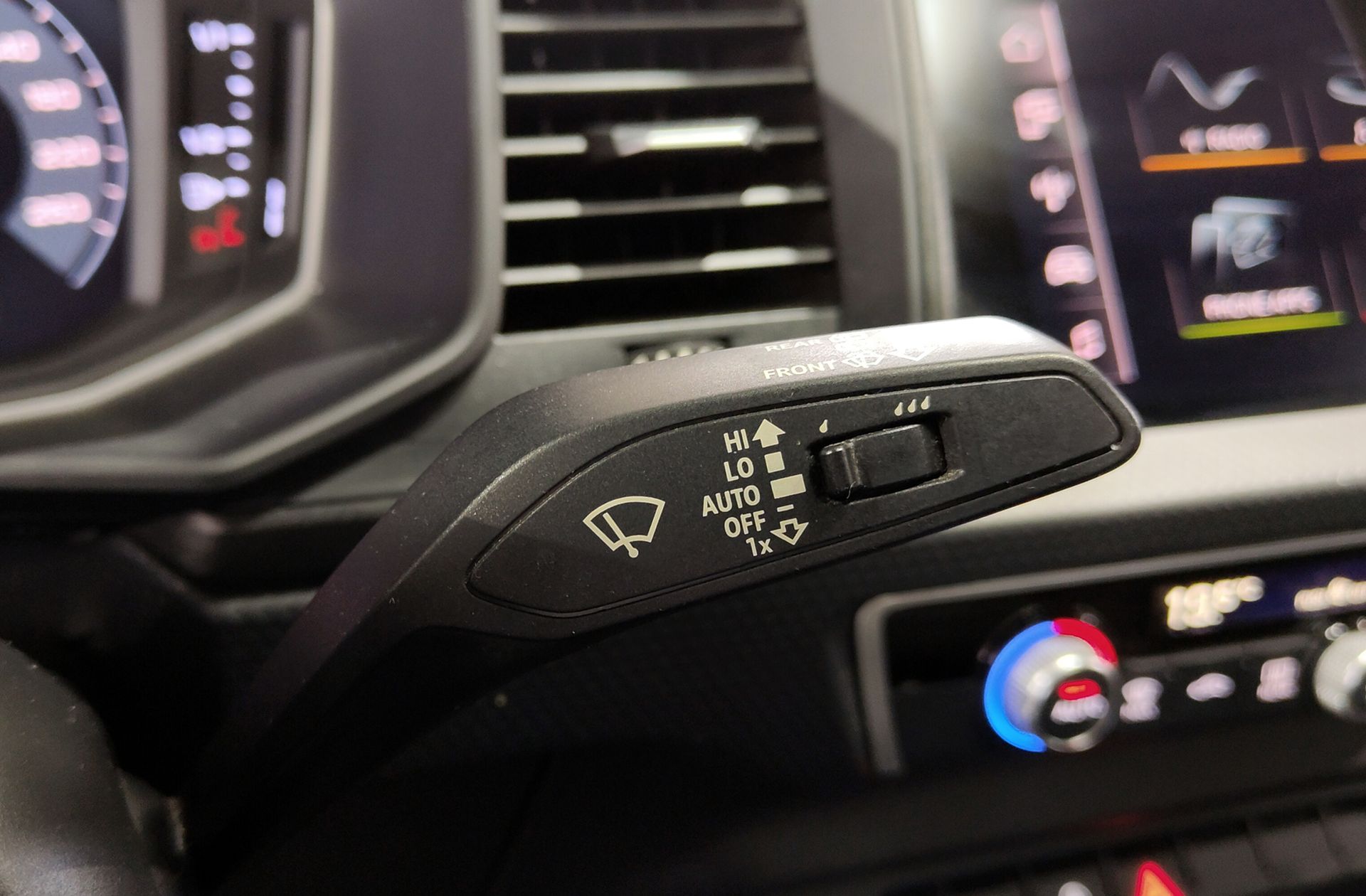 Audi A1 Sportback S line 30 TFSI - foto 25