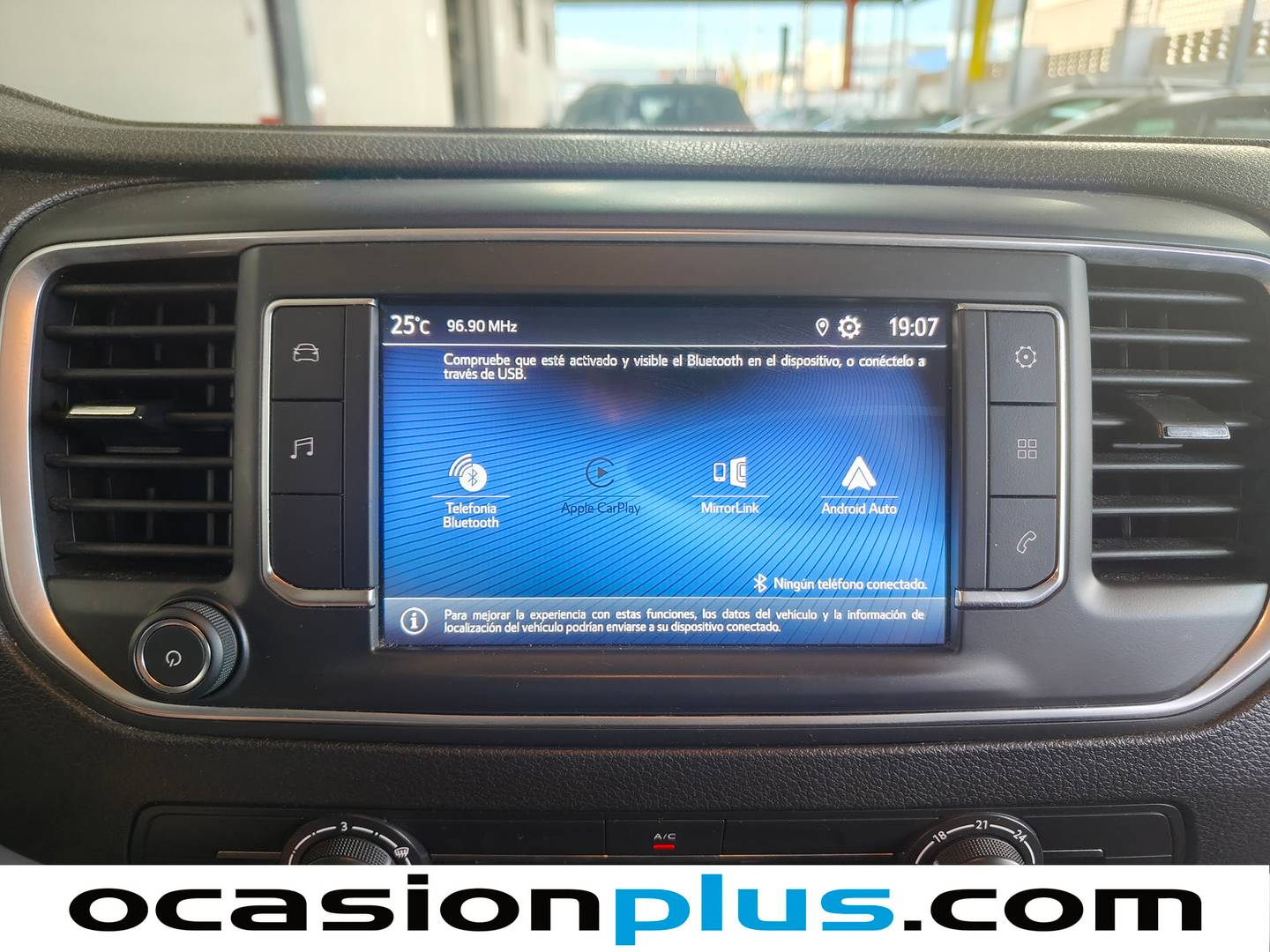 Extras y acabados del Toyota Proace Verso Toyota Proace Verso 2.0D VX Plus Shuttle L1 (145 CV) 9 Plazas