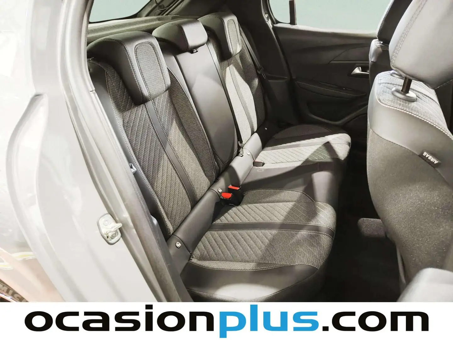 Foto Peugeot 208 Peugeot 208 Allure Hybrid eDCS6 (100 CV)