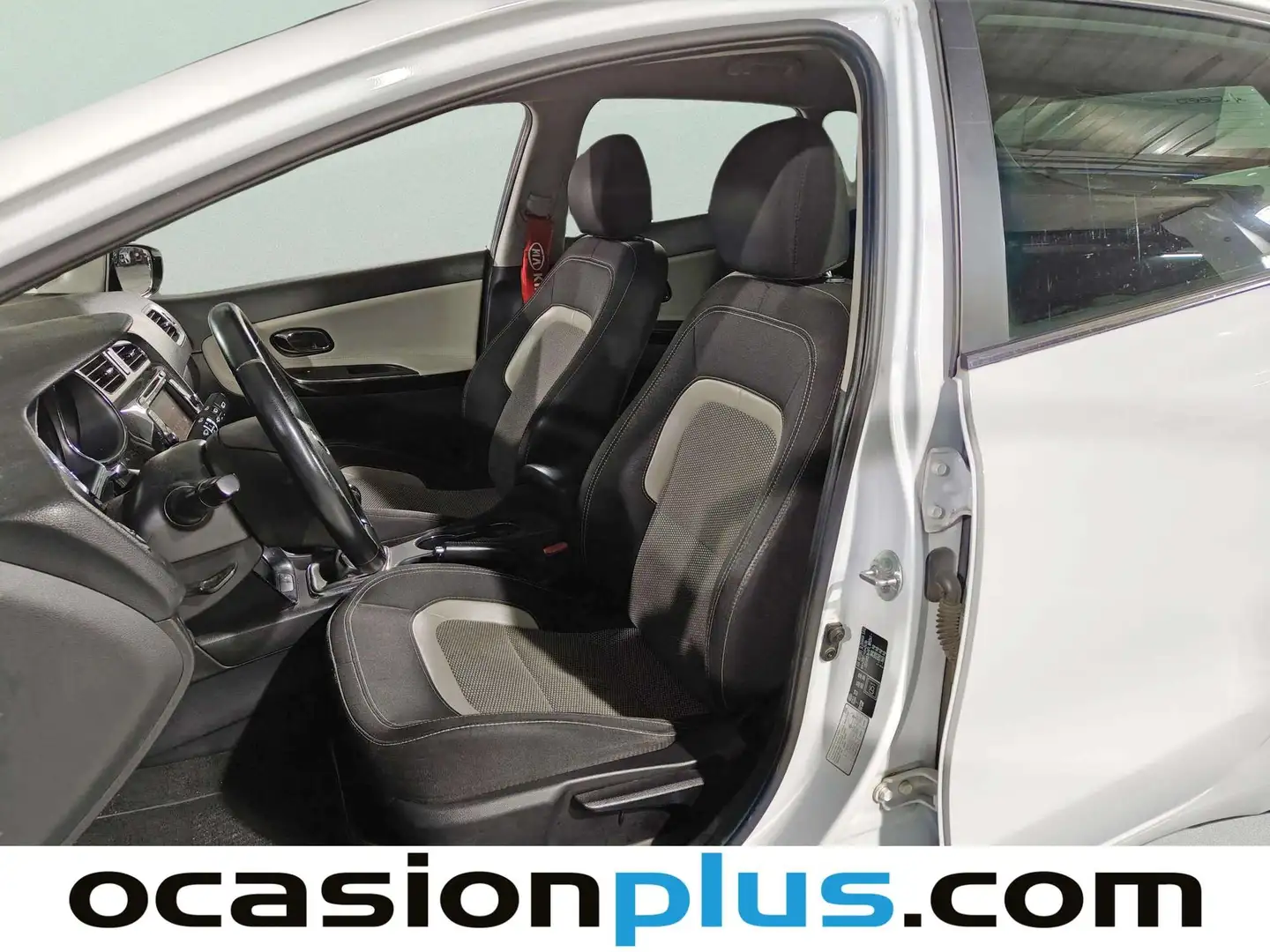 Foto KIA Ceed Kia Ceed 1.6 CRDi VGT Eco-Dynamics x-Tech (128 CV)