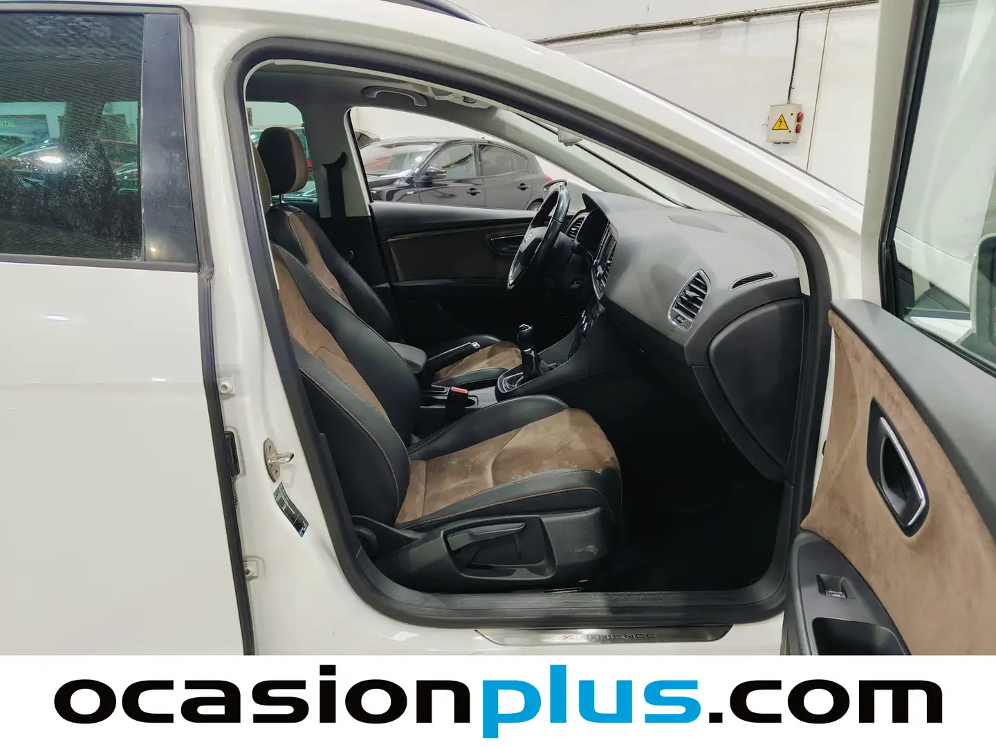 Foto Seat León SEAT Leon Xperience 1.6 TDI S&S X-perience 2Drive  (110 CV)