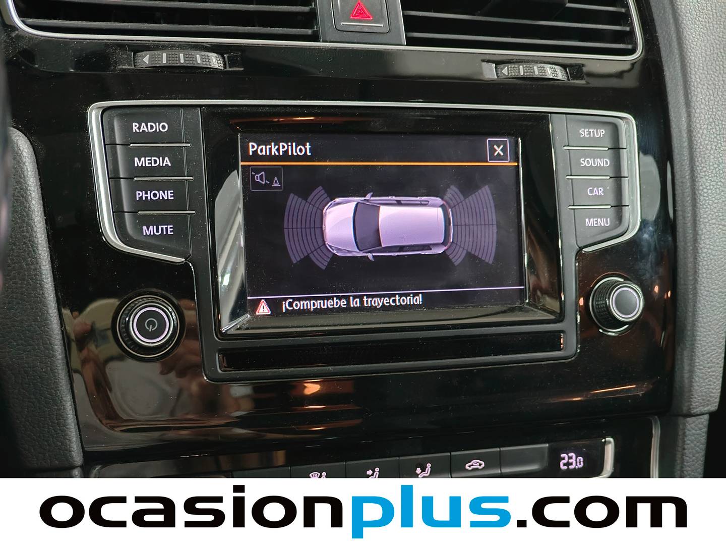 Equipamiento del Volkswagen Golf Volkswagen Golf 1.6 TDI CR BMT (105 CV)