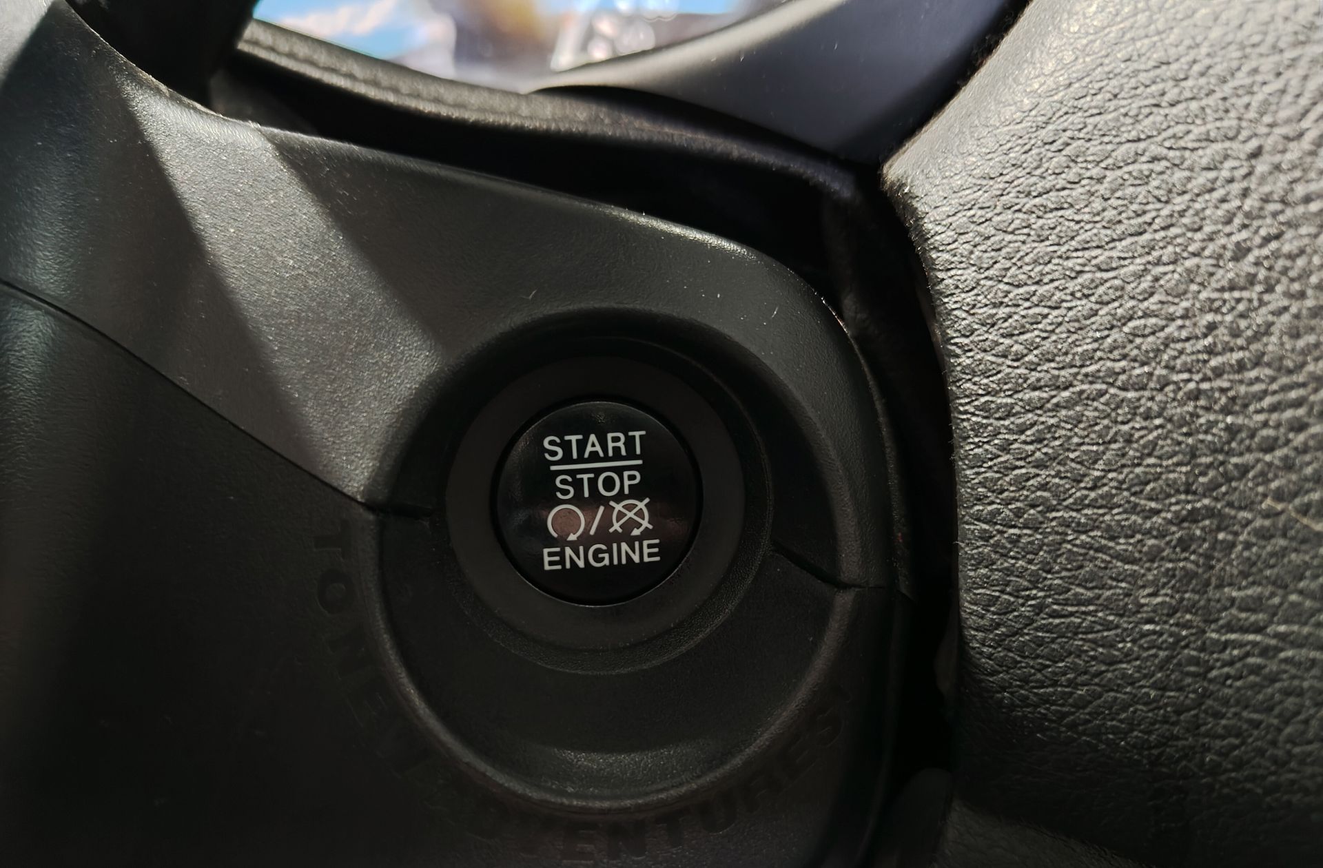 Jeep Renegade 1.4 MultiAir Limited 4x2 Ddct - foto 28