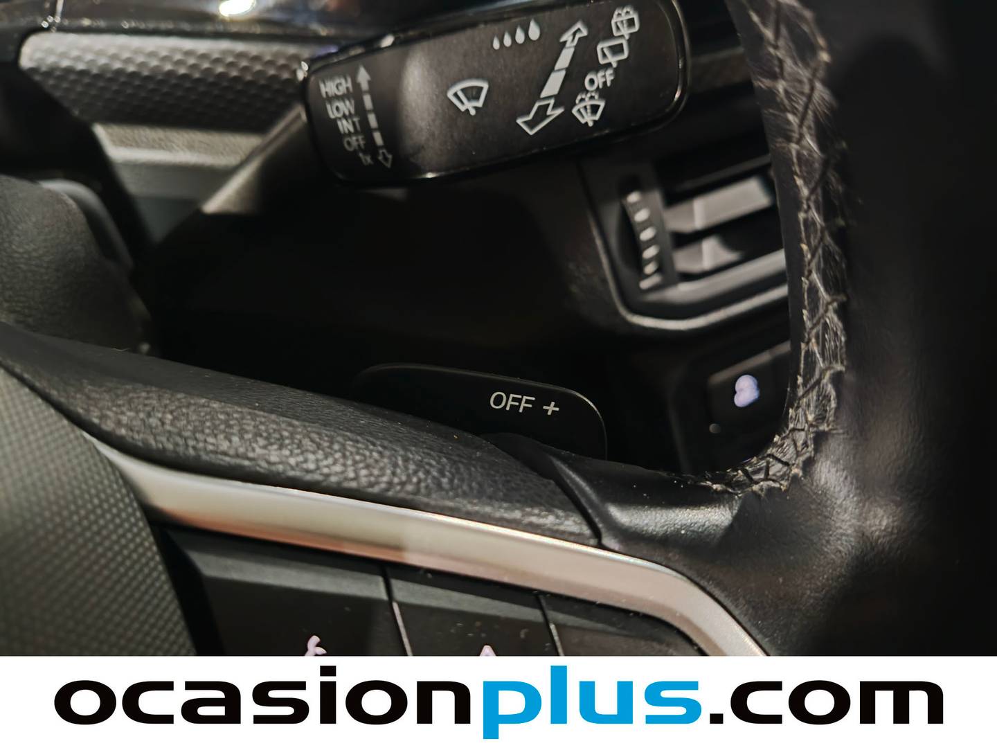 Foto Volkswagen T-Cross Volkswagen T-Cross Advance 1.0 TSI (110 CV) DSG