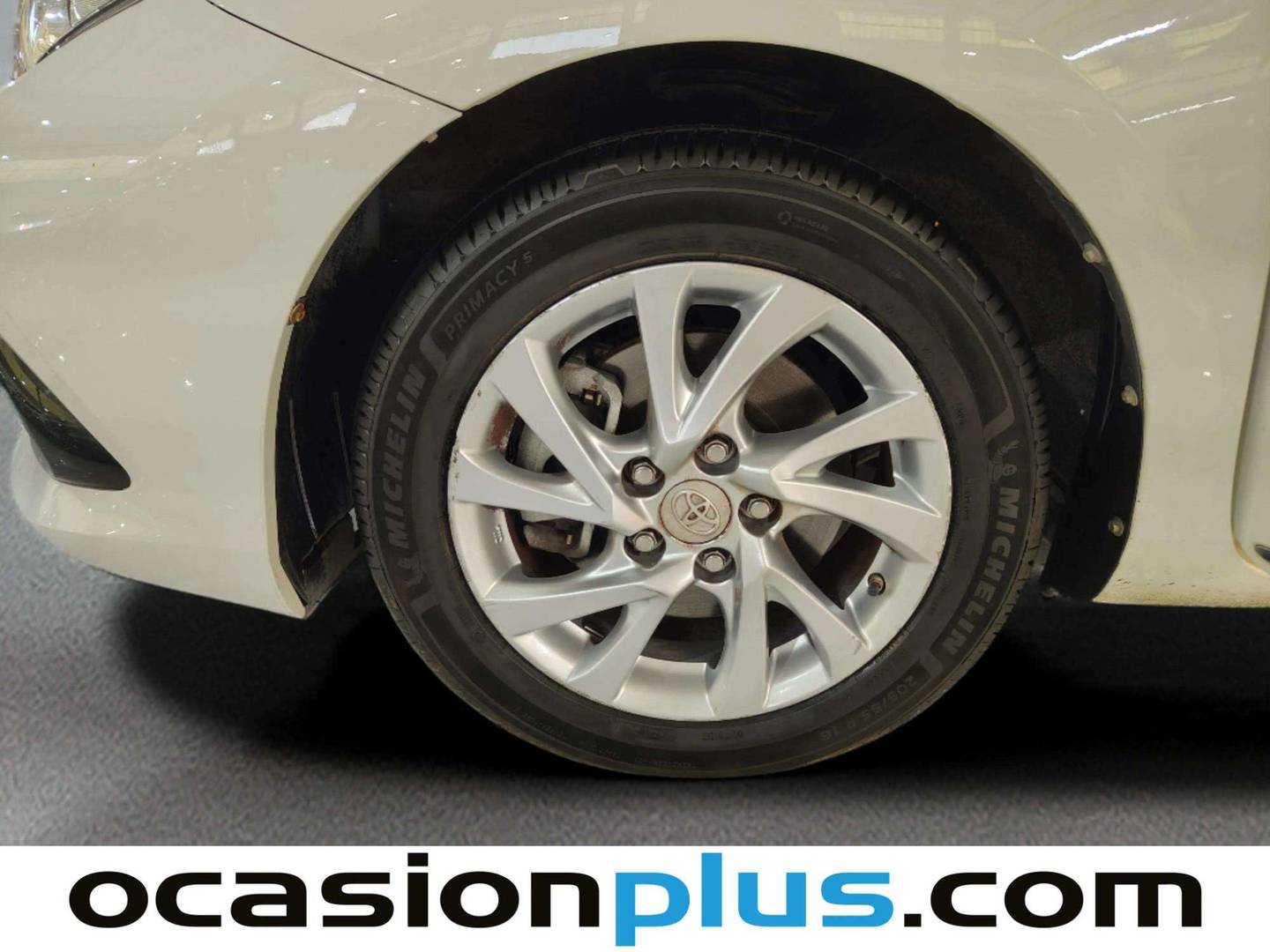 Toyota Auris Toyota Auris 140H Touring Sports Active (136 CV) de segunda mano