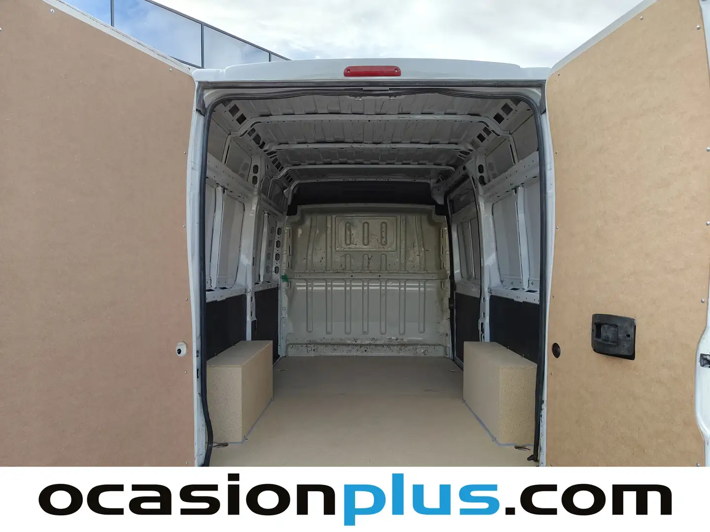Foto Peugeot Boxer Peugeot Boxer Pack 335 L2 H2 BHDI (140CV) S&S