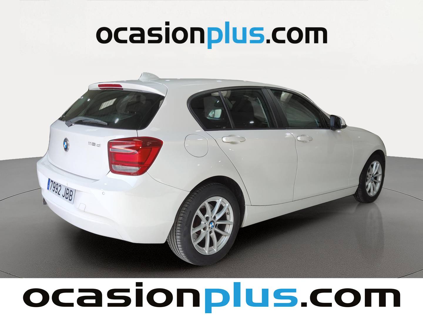 Foto trasera BMW Serie 1 BMW Serie 1 118d  (143 CV) izquierda