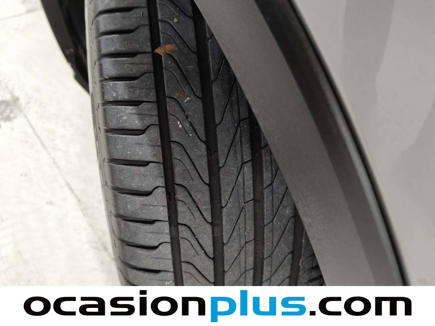 Foto Toyota C-HR Toyota C-HR 1.8 125H Active (122 CV)