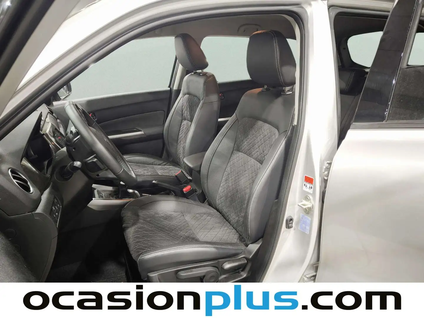 Foto Suzuki Vitara Suzuki Vitara 1.4 Turbo Mild Hybrid GLX (129 CV)