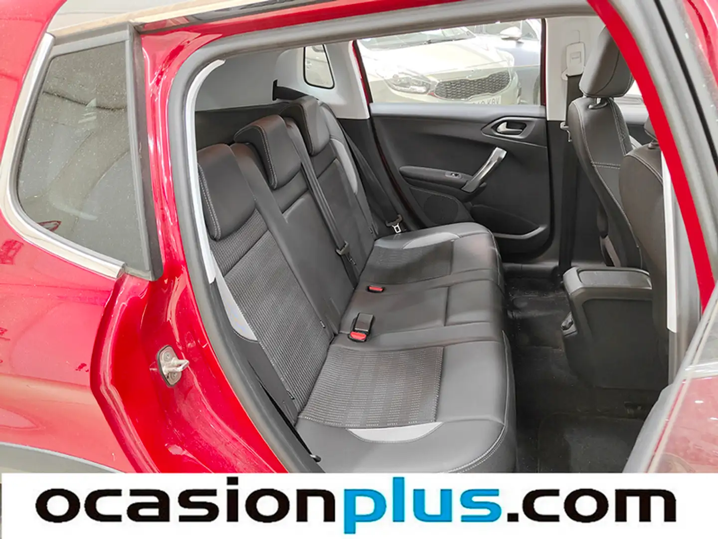 Foto Peugeot 2008 Peugeot 2008 BlueHDi 120 S&S Allure (120 CV)