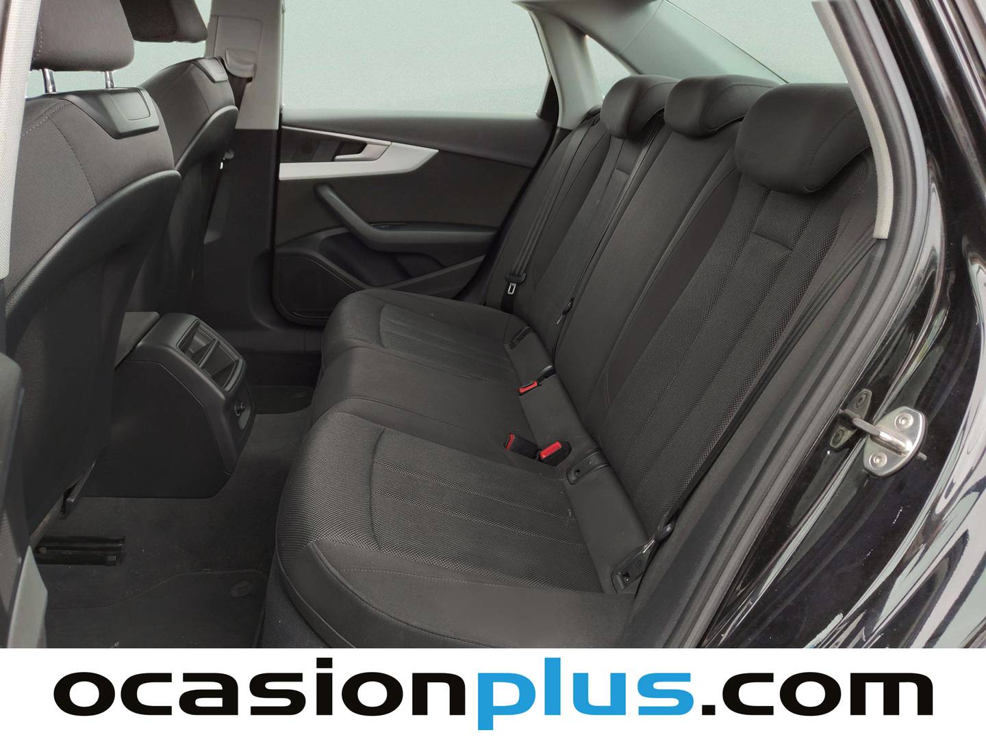 Foto asientos traseros Audi A4 Audi A4 Advanced edition 1.4 TFSI (150 CV)