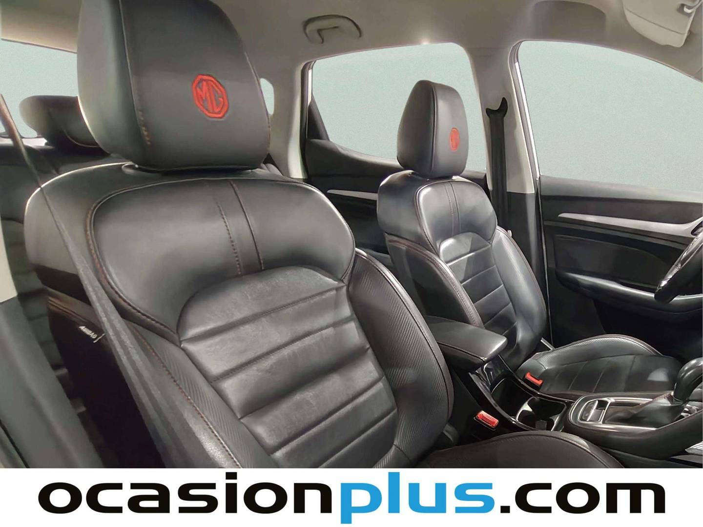 Extras y acabados del MG ZS MG ZS 1.0T Luxury Auto (111 CV)