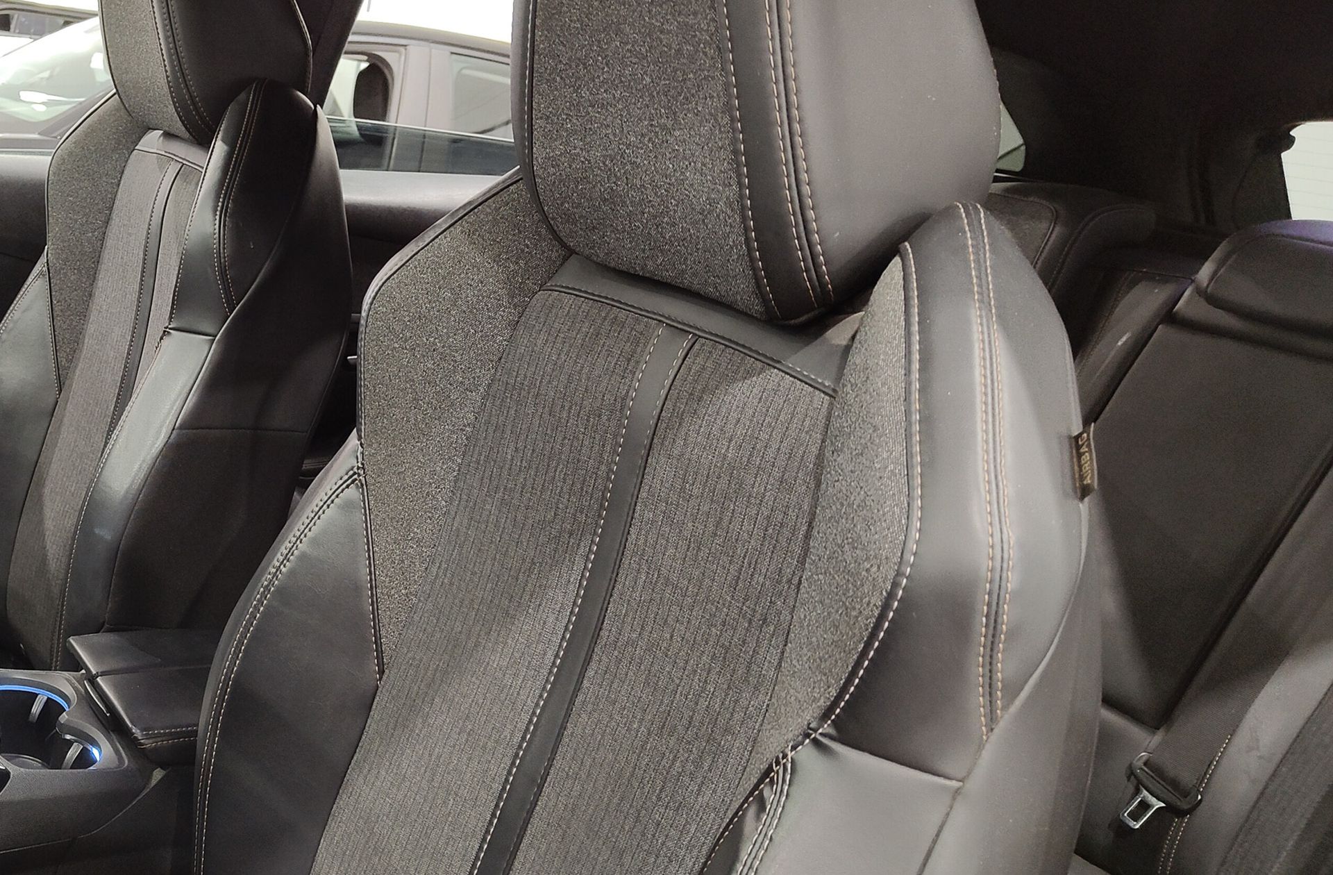 Peugeot 3008 BlueHDi 150 GT Line - foto 7