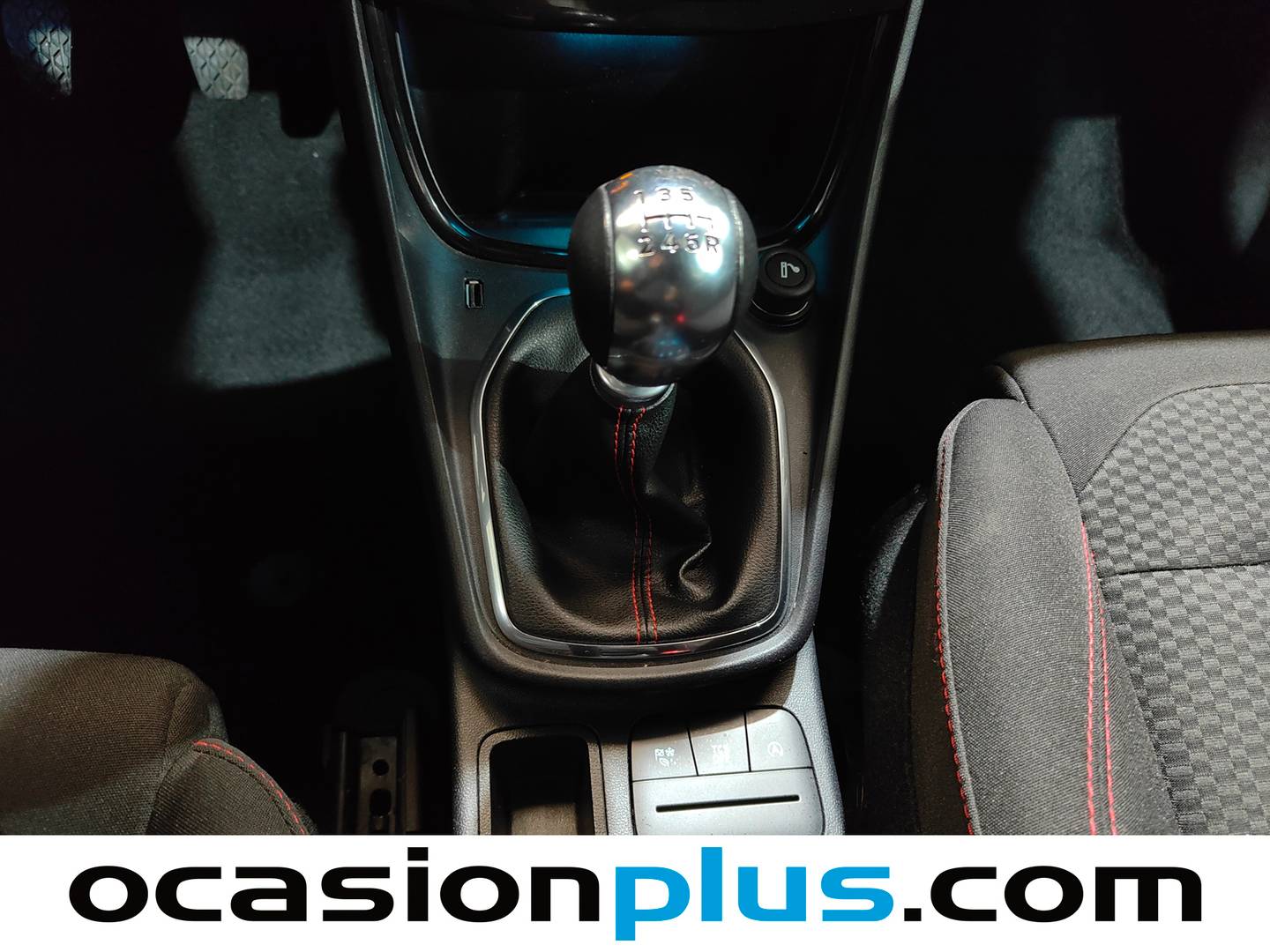 Foto Ford Puma Ford Puma 1.0 EcoBoost MHEV ST-Line  (125 CV)