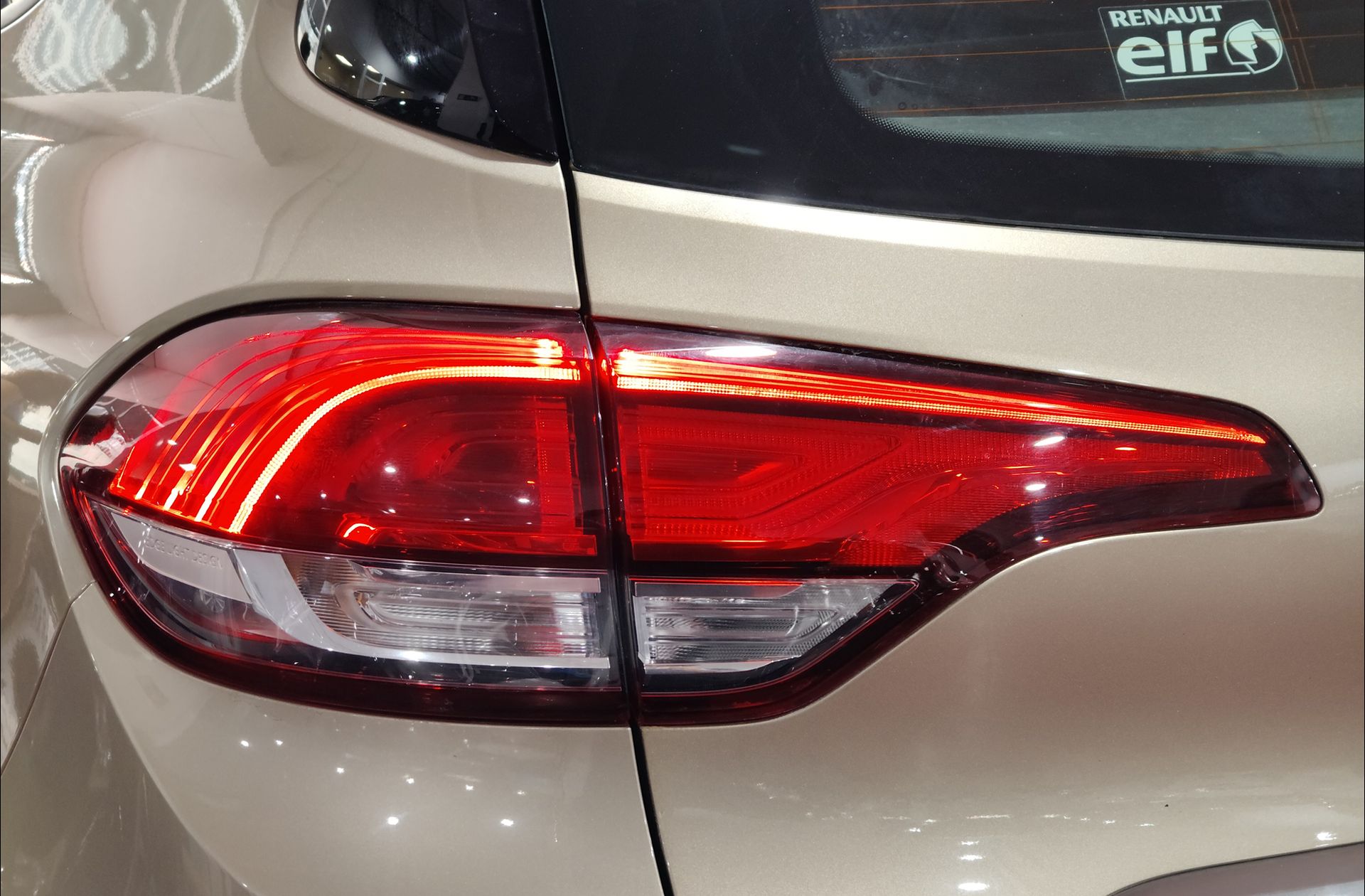 Renault Scénic Zen TCe GPF - foto 18