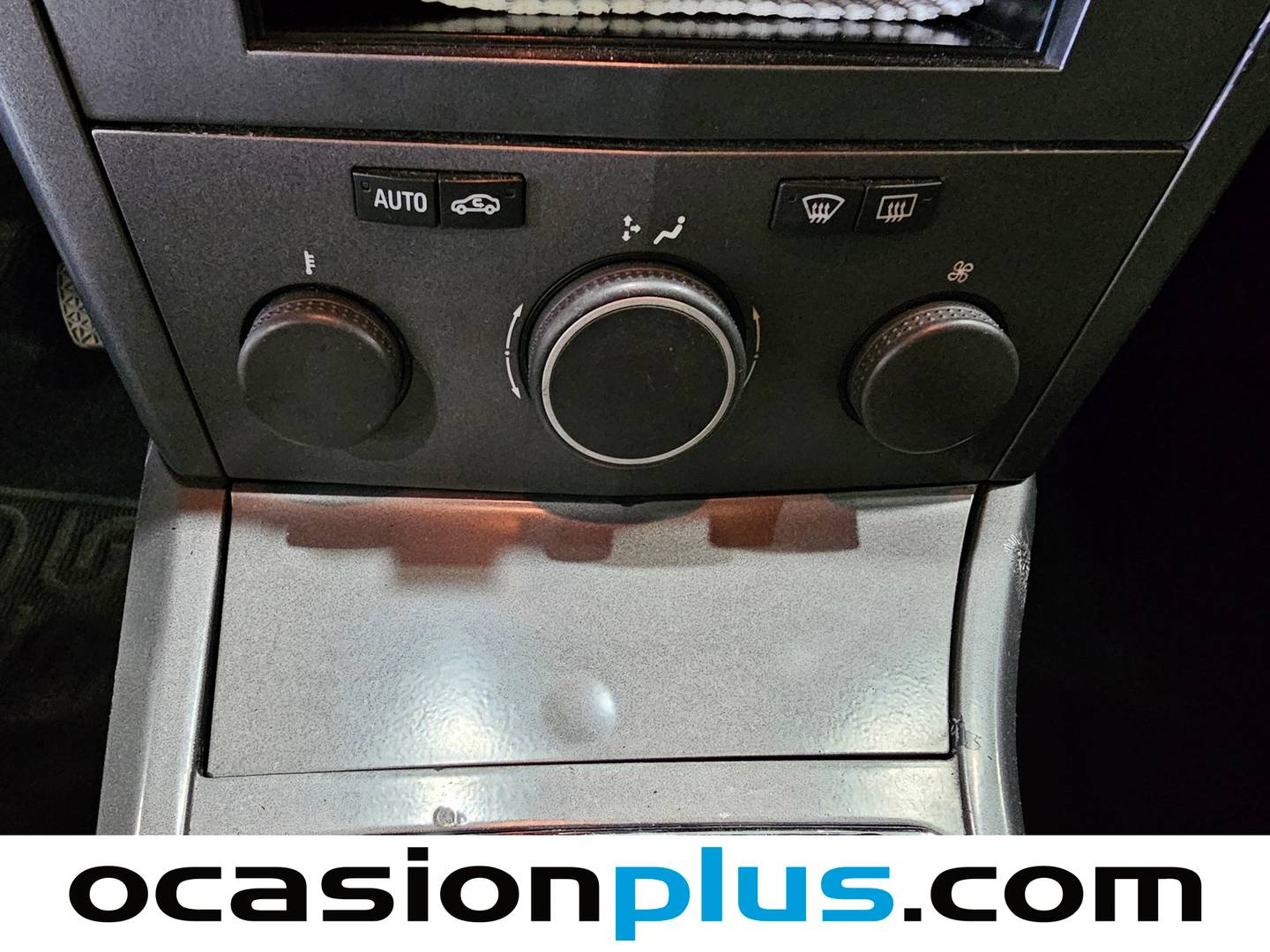 Equipamiento del Opel Astra Opel Astra 1.9 CDTI GTC Enjoy (120 CV)