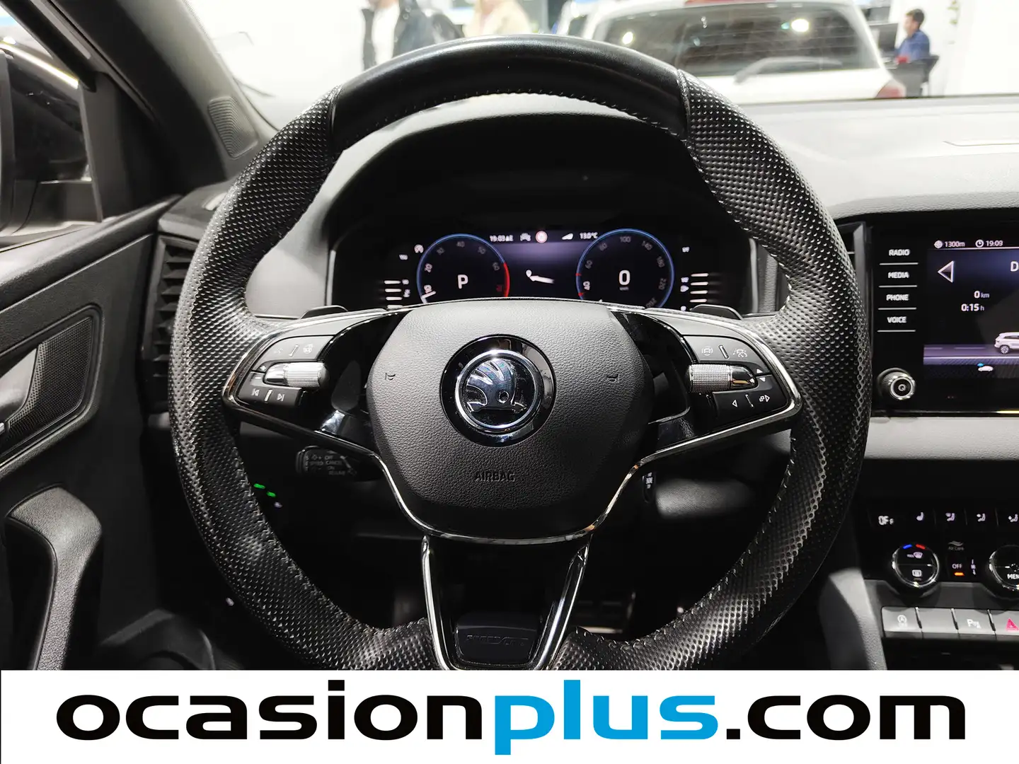 Foto Skoda Karoq Skoda Karoq 1.5 TSI ACT Sportline DSG (150 CV)