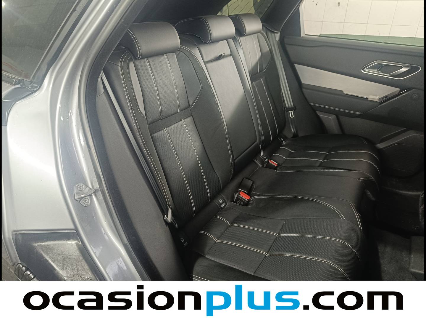 Foto Land Rover Range Rover Velar Land Rover Range Rover Velar 2.0 I4 R-Dynamic S 4WD Auto (204 CV)