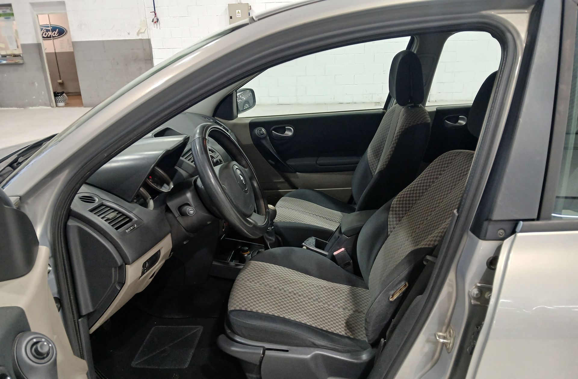 Renault Mégane 1.9 dCi Confort Expression - foto 8