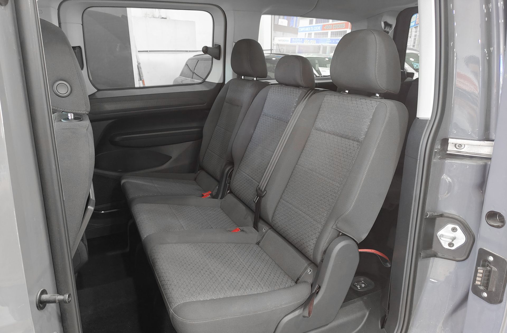Ford Tourneo Connect 2.0 EcoBlue Titanium 7 plazas - foto 14