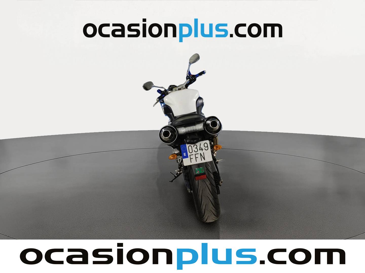 Foto trasera Yamaha MT-01 Yamaha MT-01 (90 CV) izquierda