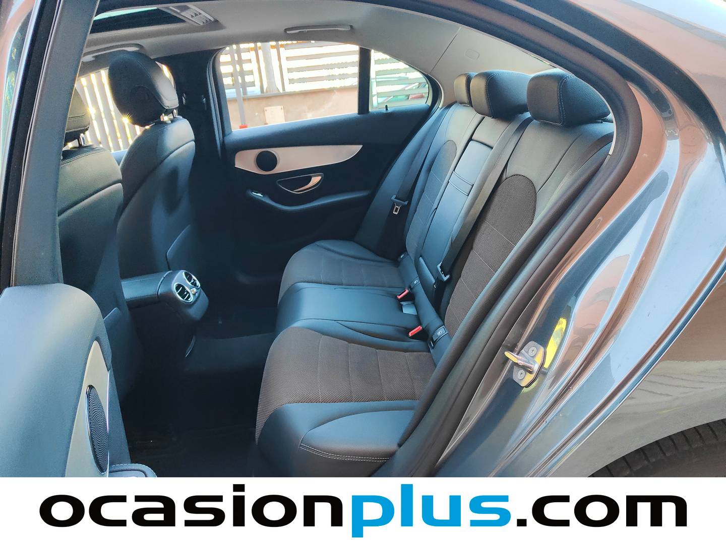 Foto asientos traseros Mercedes Clase C Mercedes-Benz Clase C 200 (184 CV)