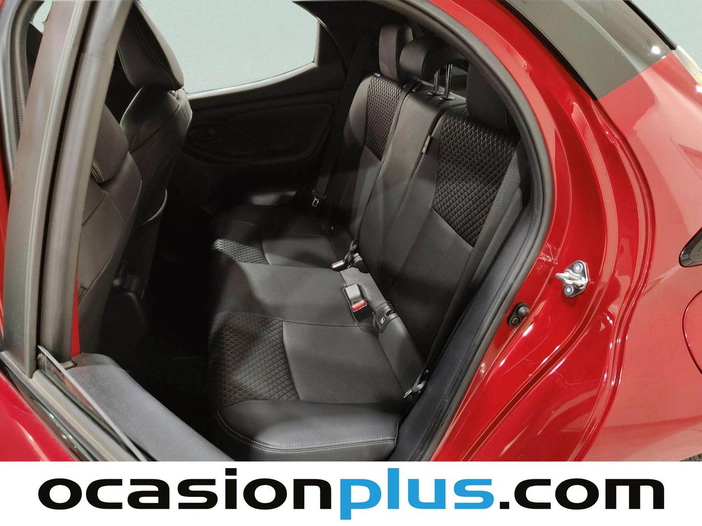 Foto asientos traseros Toyota Yaris Toyota Yaris 120H Style (116 CV)