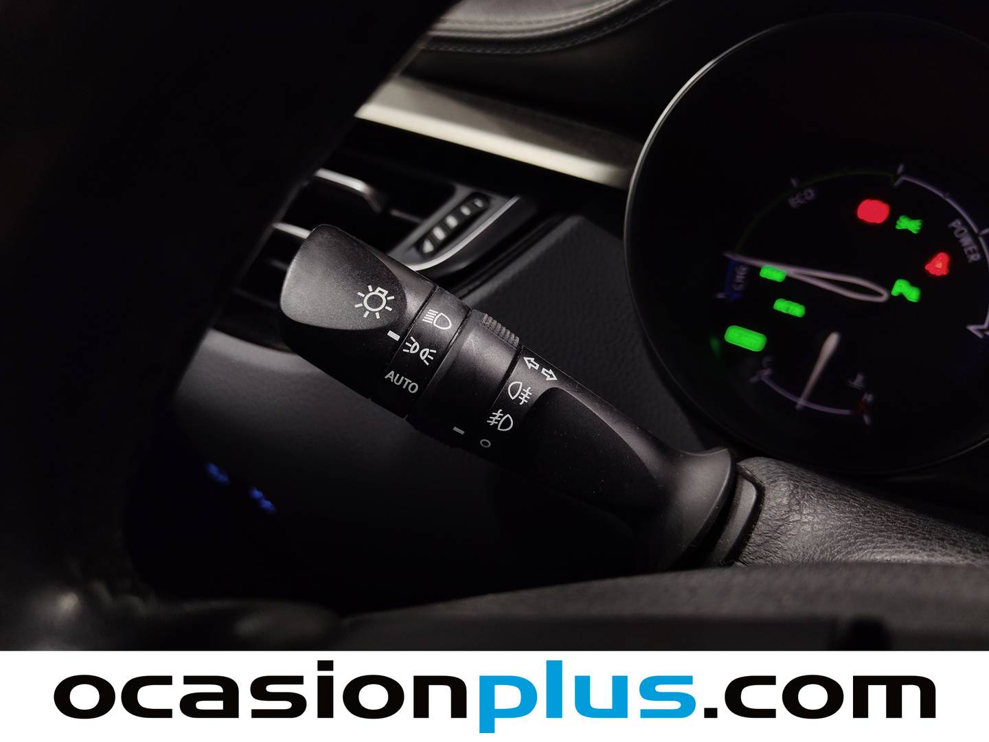 Toyota C-HR Toyota C-HR 1.8 125H Dynamic Plus (122 CV) 122cv