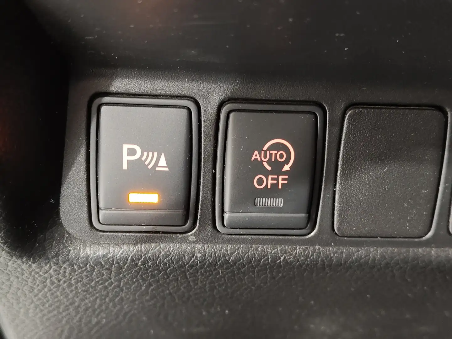 Foto Nissan QASHQAI Nissan Qashqai dCi 130 Acenta 4x2 (130 CV)