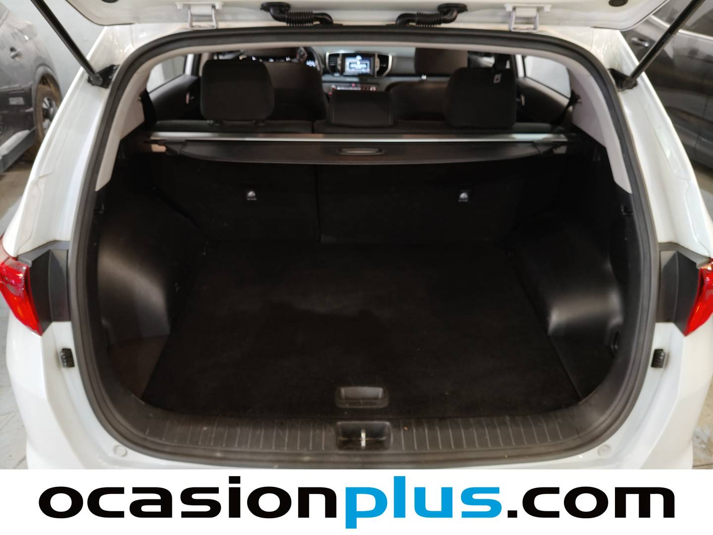 Foto asientos delanteros KIA Sportage Kia Sportage 1.6 GDi x-Tech17 4x2  (132 CV)